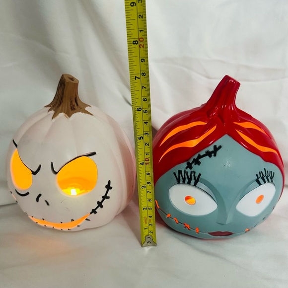 Nightmare Before Christmas Jack & Sally Light-Up Pumpkins Set of 2 Disney Decor - Picture 2 of 4